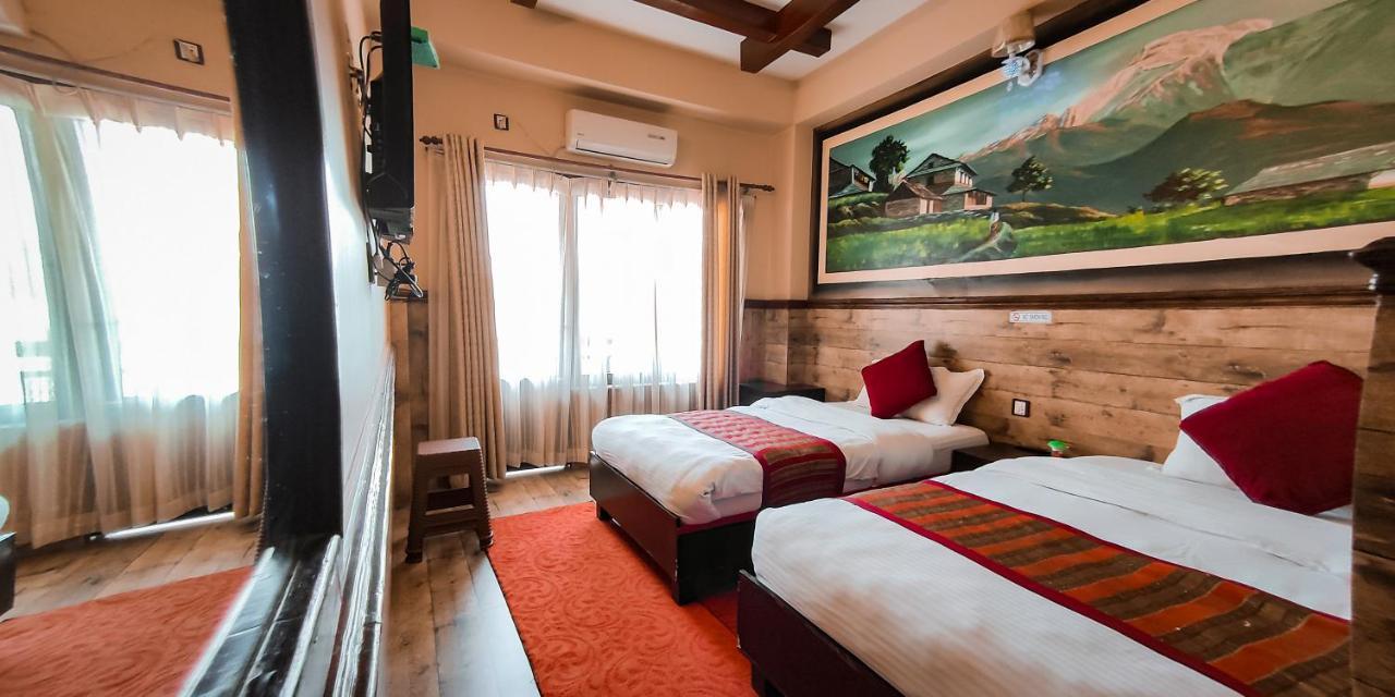 Hotel Forest Lake Backpackers' Hostel Pokhara Ngoại thất bức ảnh