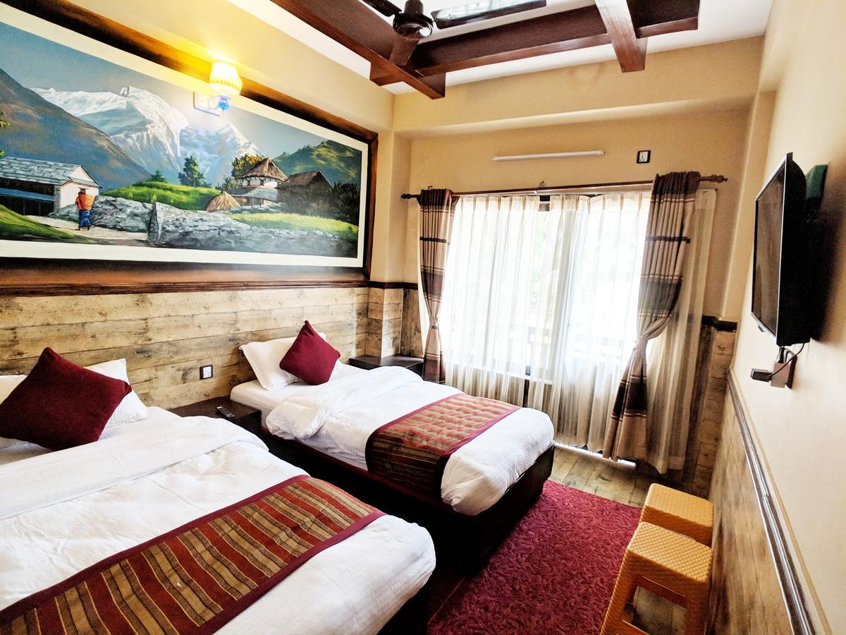 Hotel Forest Lake Backpackers' Hostel Pokhara Ngoại thất bức ảnh