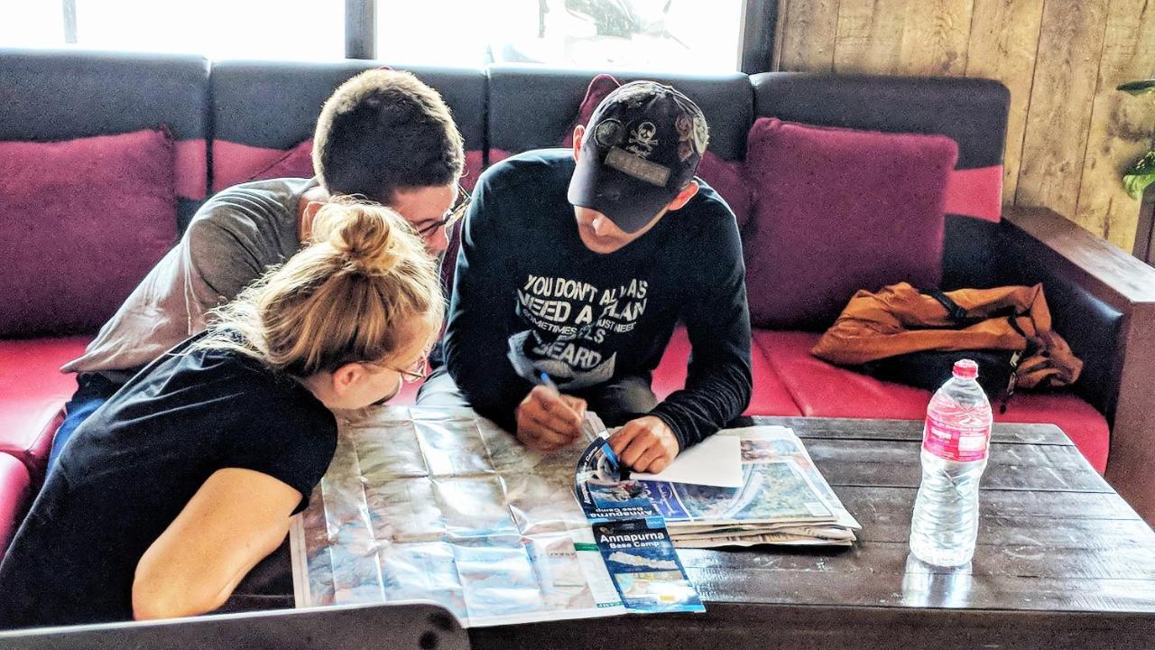 Hotel Forest Lake Backpackers' Hostel Pokhara Ngoại thất bức ảnh